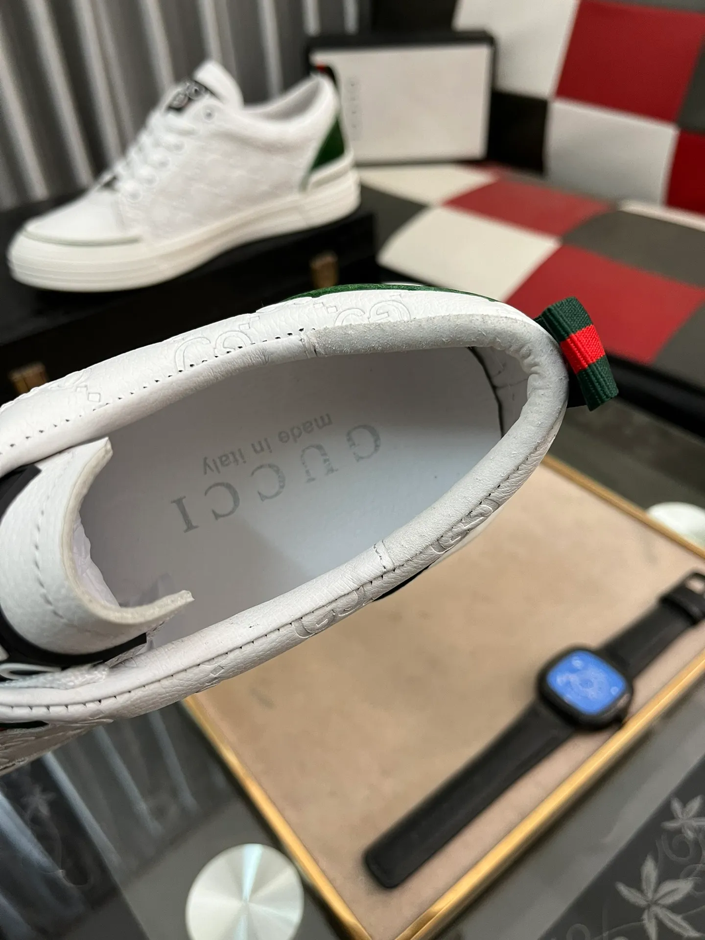 Men's shoes💰400⌚️⌚️[GUCCI] Gucci men's casual shoes are absolutely popular🔥The ultimate matching item for trendy men! The charm of super texture is irresistible, the main recommendation, the flower leather color is bright! The upper is made of high-quality cowhide + brand printed fabric, sheepskin feet, wear-resistant rubber sole, noble and elegant! Extremely comfortable🎁🎁You can be as handsome as you want💪 38-442⃣️colors available